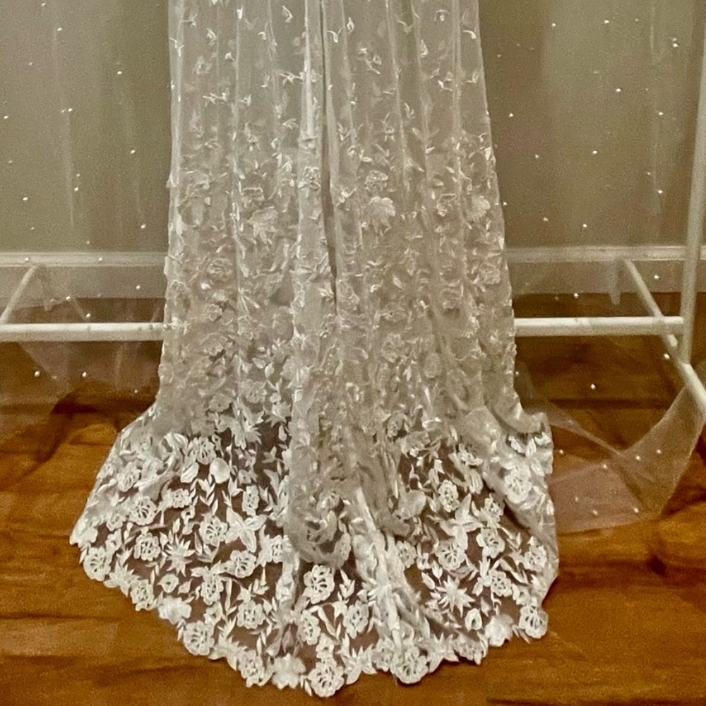 White Lace Maxi Robe Intimates - Picture 4 of 6